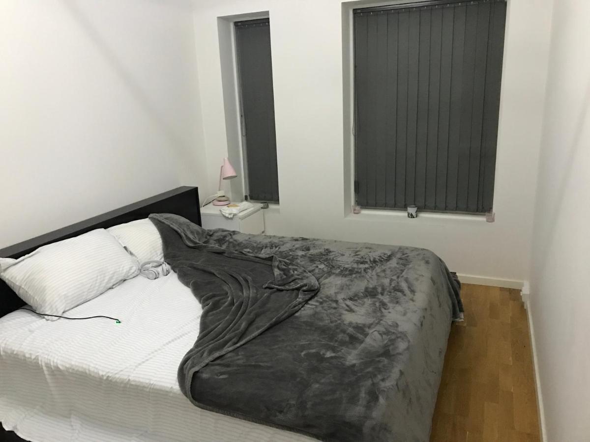 Big Room In Shared Apartment With King Size Bed Copenaghen Esterno foto